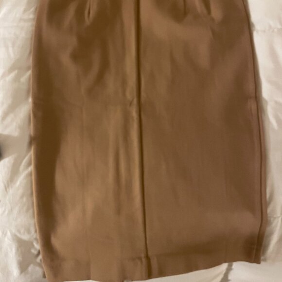 NWT Ann Taylor Camel Pencil Skirt - Picture 2 of 5